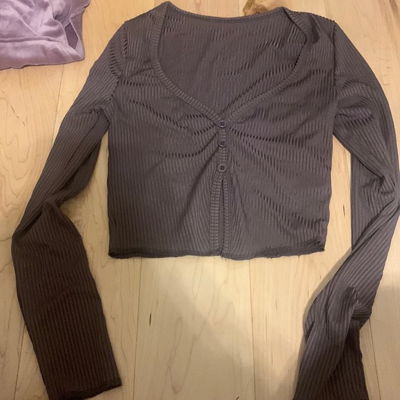 Brown cropped button up long sleeve - Picture 1 of 1